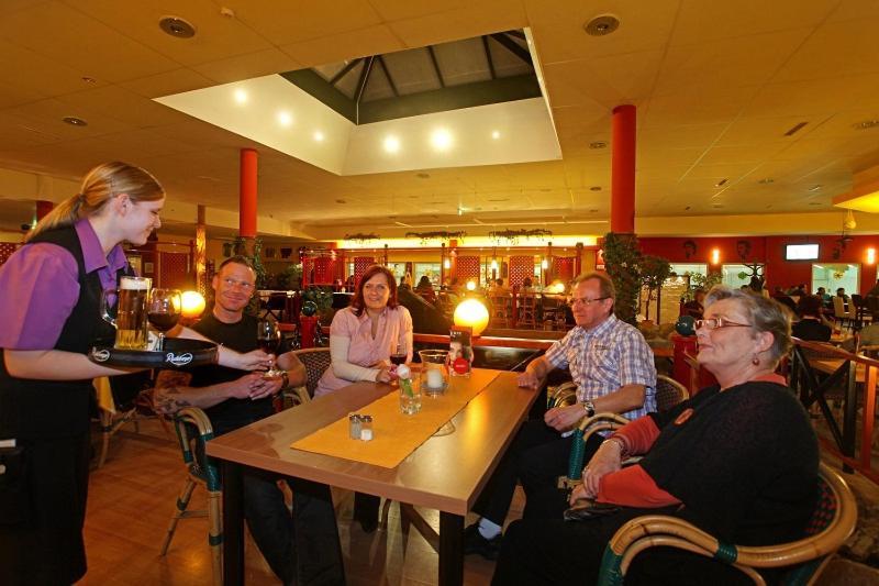 Sporthotel Neuruppin - Apartmenthaus Mit Ferienwohnungen Eksteriør billede