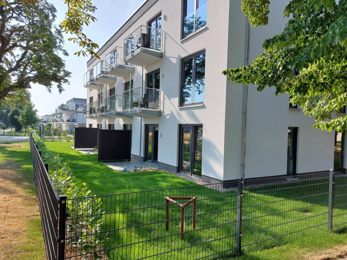 Sporthotel Neuruppin - Apartmenthaus Mit Ferienwohnungen Eksteriør billede