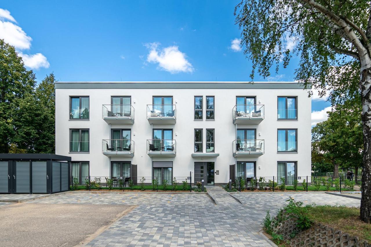Sporthotel Neuruppin - Apartmenthaus Mit Ferienwohnungen Eksteriør billede